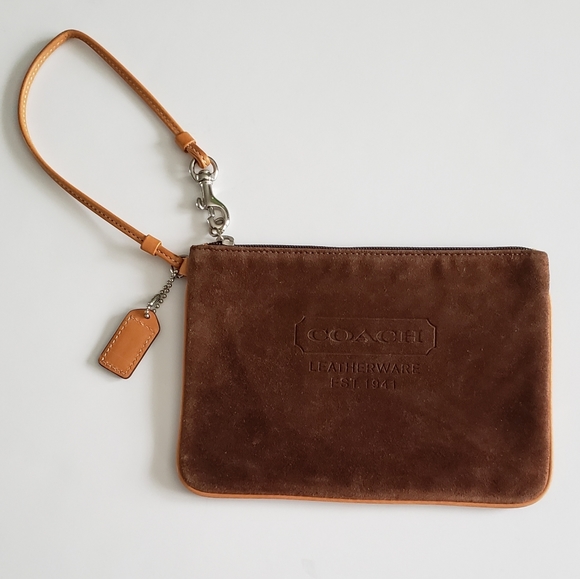 NWOT BROWN SUEDE COACH LEATHERWARE EST 1941 WRIST - Picture 1 of 3